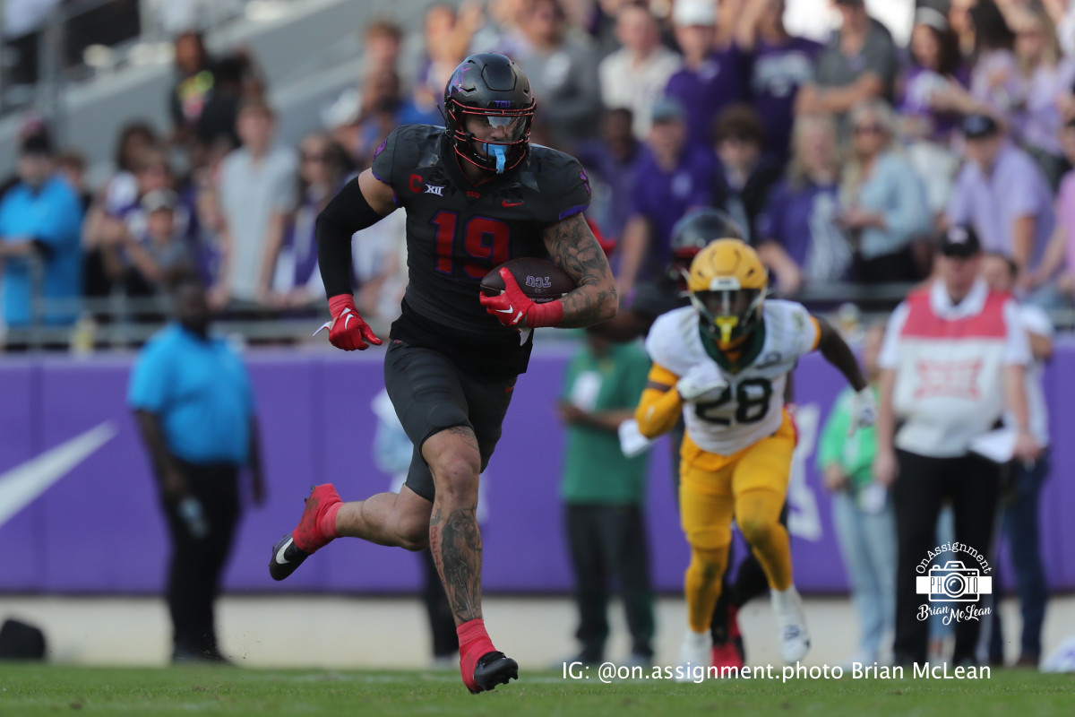 TCU wide receiver Jared Wiley with another huge TCU reception against Baylor